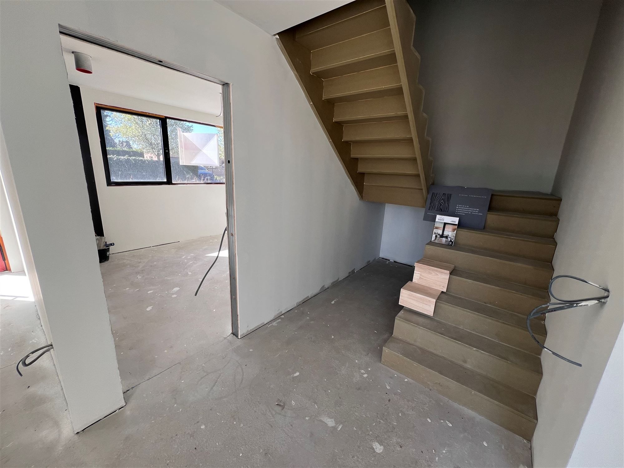 Duurzame Halfopen Woning met Boszicht foto 10
