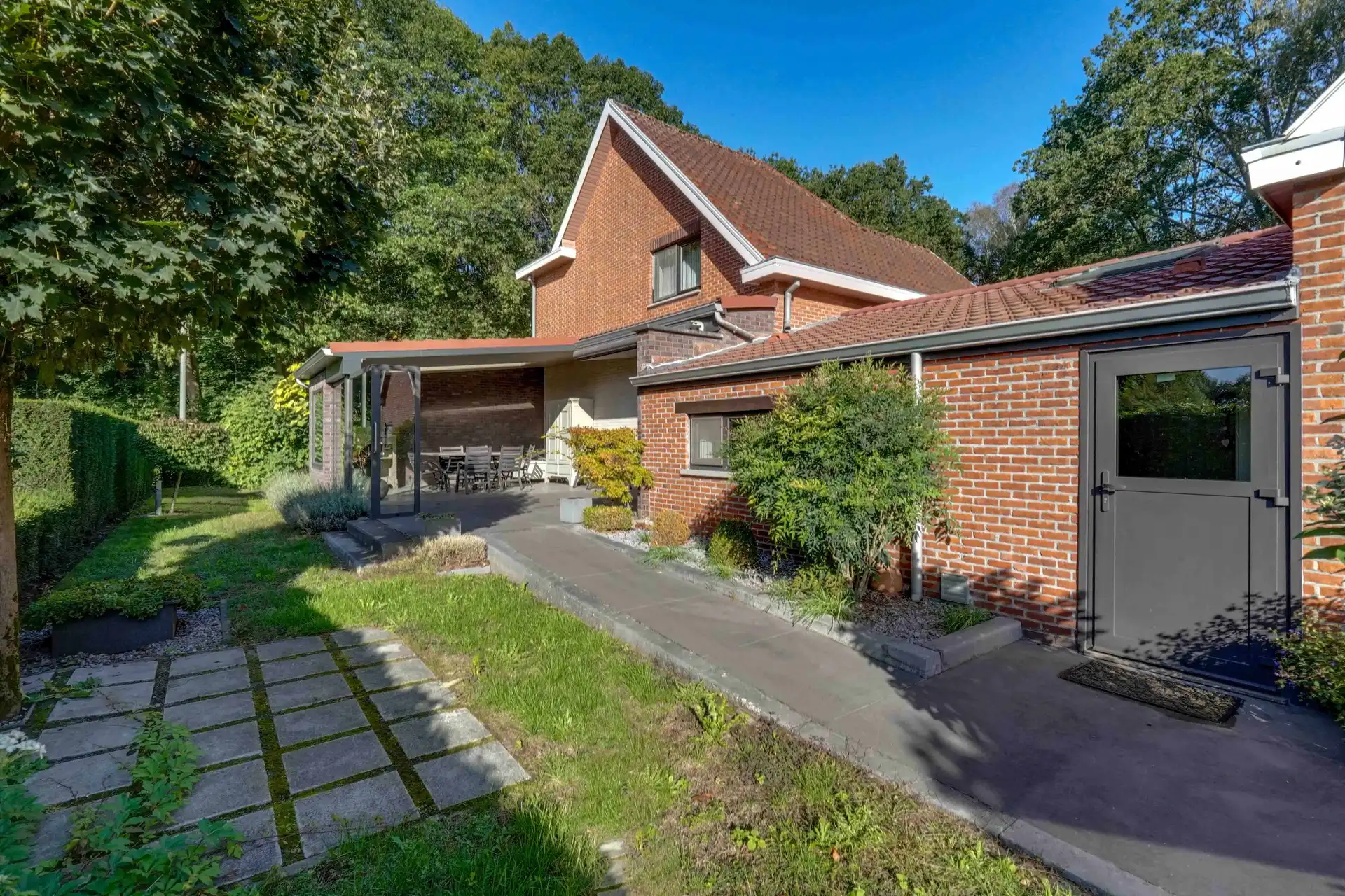 KARAKTERVOLLE WONING OP 41,73 ARE TE OPGLABBEEK foto 37