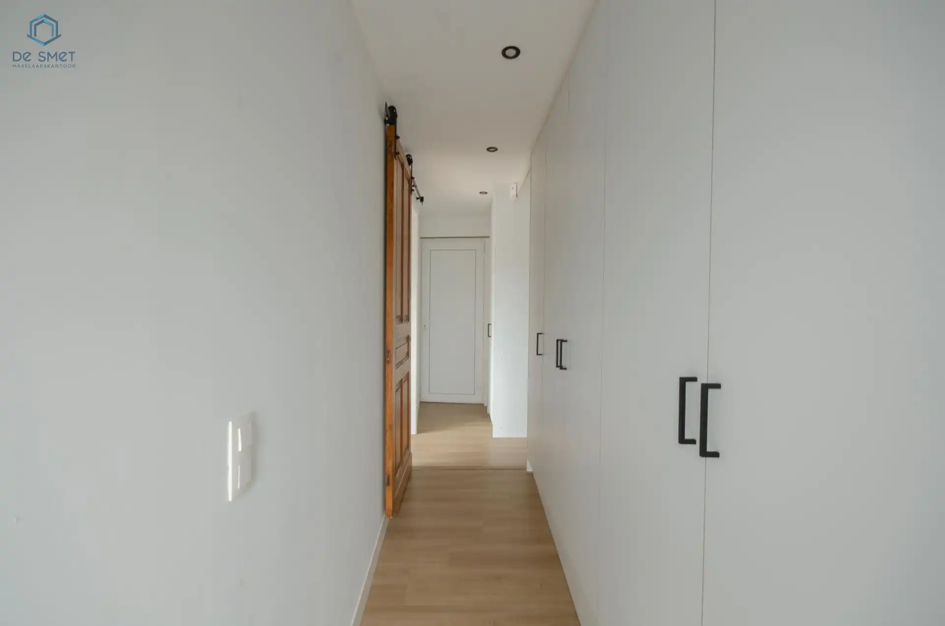 Instapklare woning met 3 slaapkamers, ruime zolder en parking – Brakel foto 9