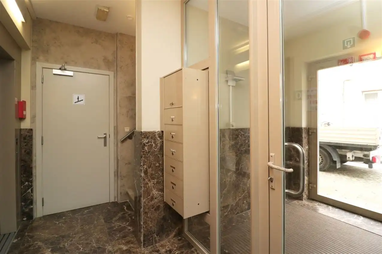 Appartement met 2 slpk., autostaanplaats en terras in centrum Aarschot foto 48