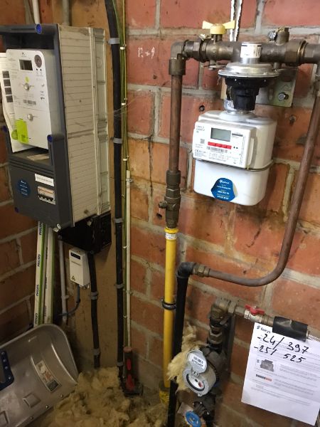 Te Grembergen : Woonst met terras en tuin - EN bijgebouw met garage- ruime parking in doodlopende straat nabij de spoorweg foto 23