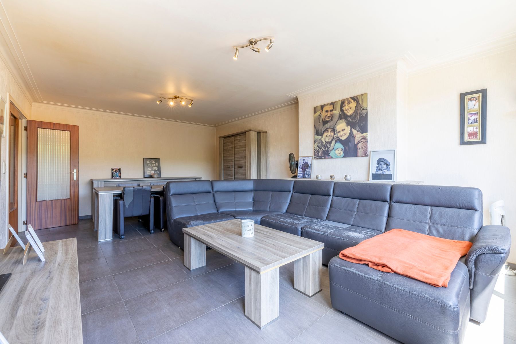 APPARTEMENT MET 1 SLAAPKAMER EN GARAGE TE KOOP! foto 4