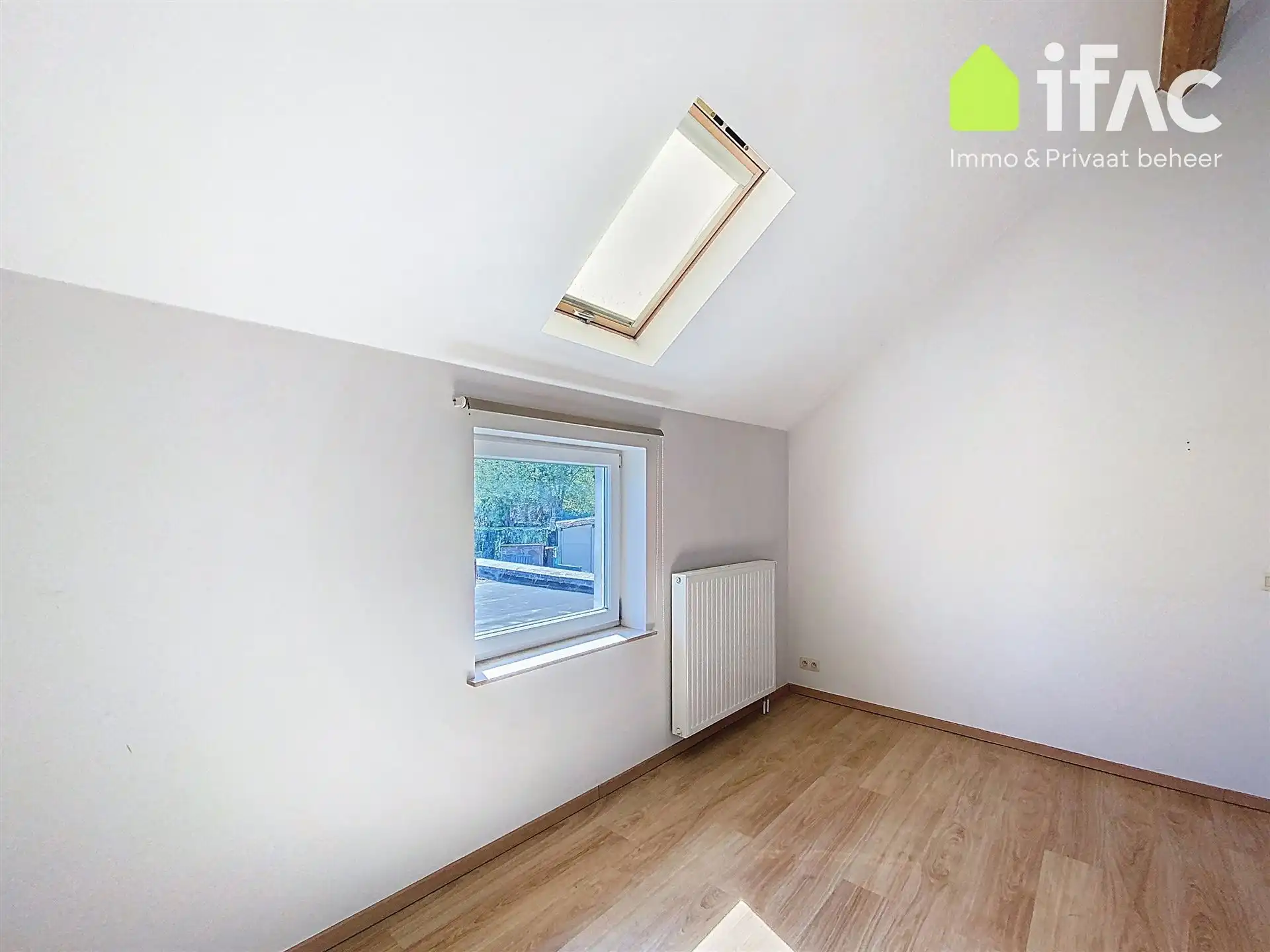 Gezellige rijwoning met 2 slaapkamers en terras foto 15