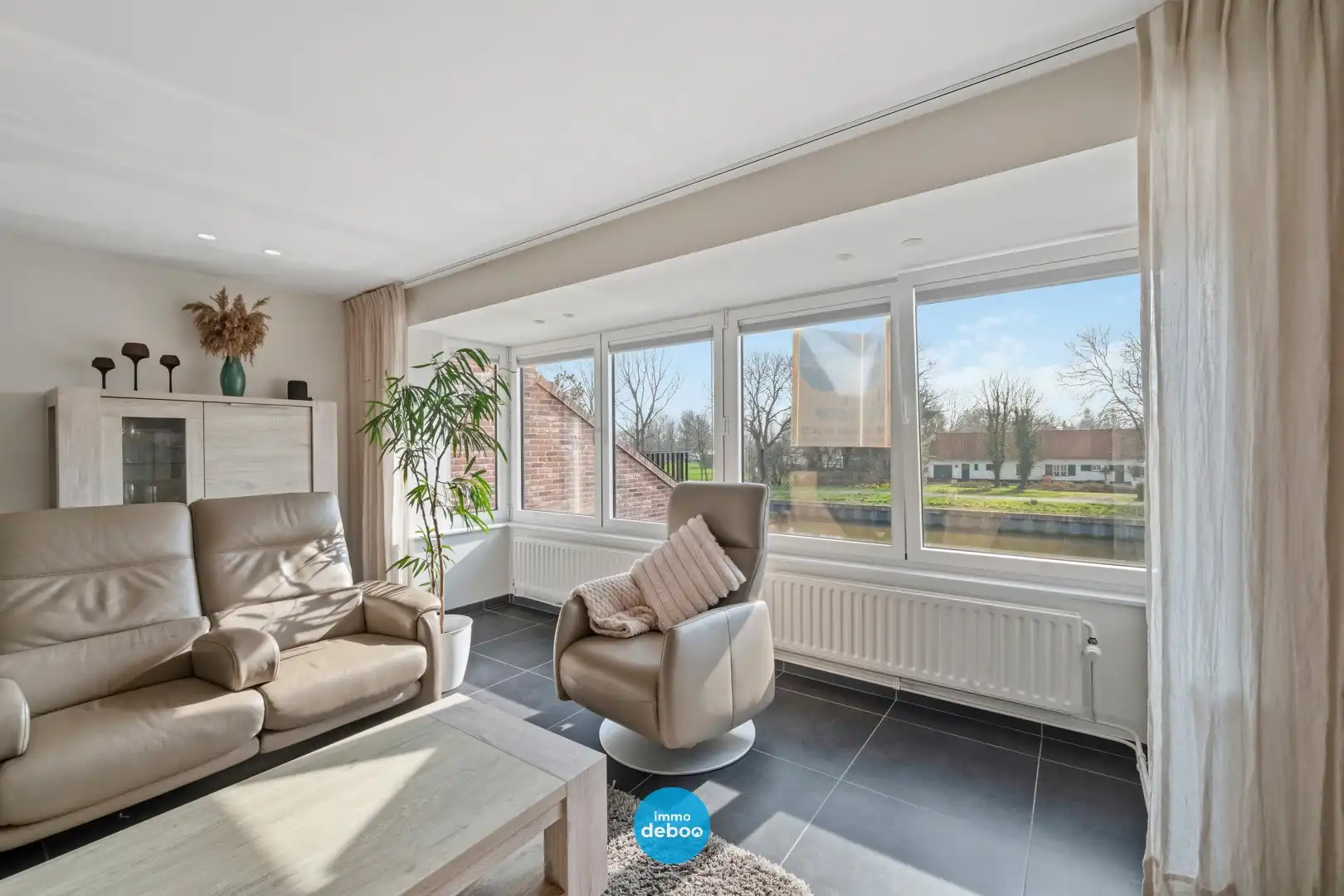 Instapklare bel-etage met uniek uitzicht op de ijzer foto 9