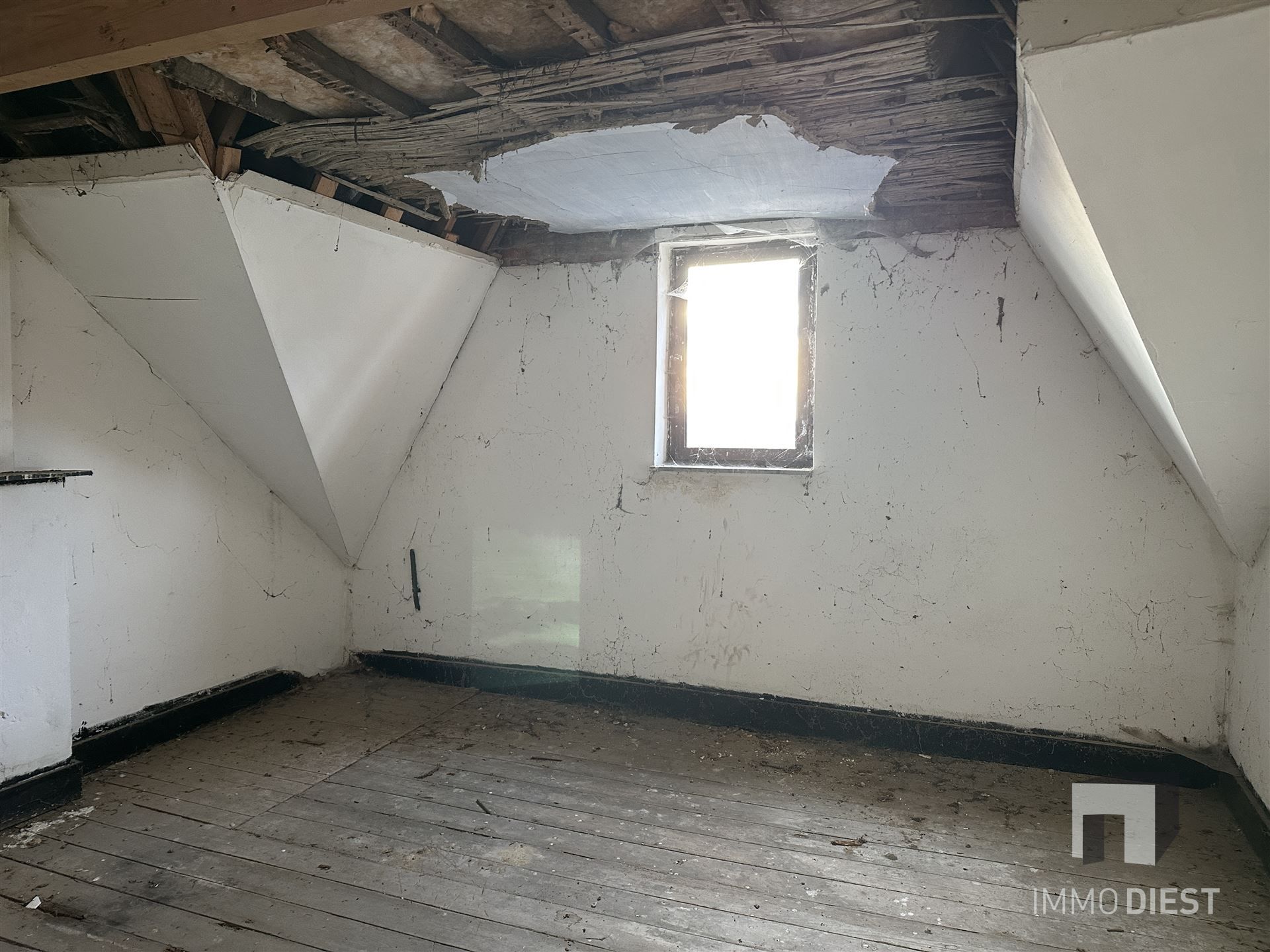 Voormalige pastorie woning in Kaggevinne (Diest) foto 36