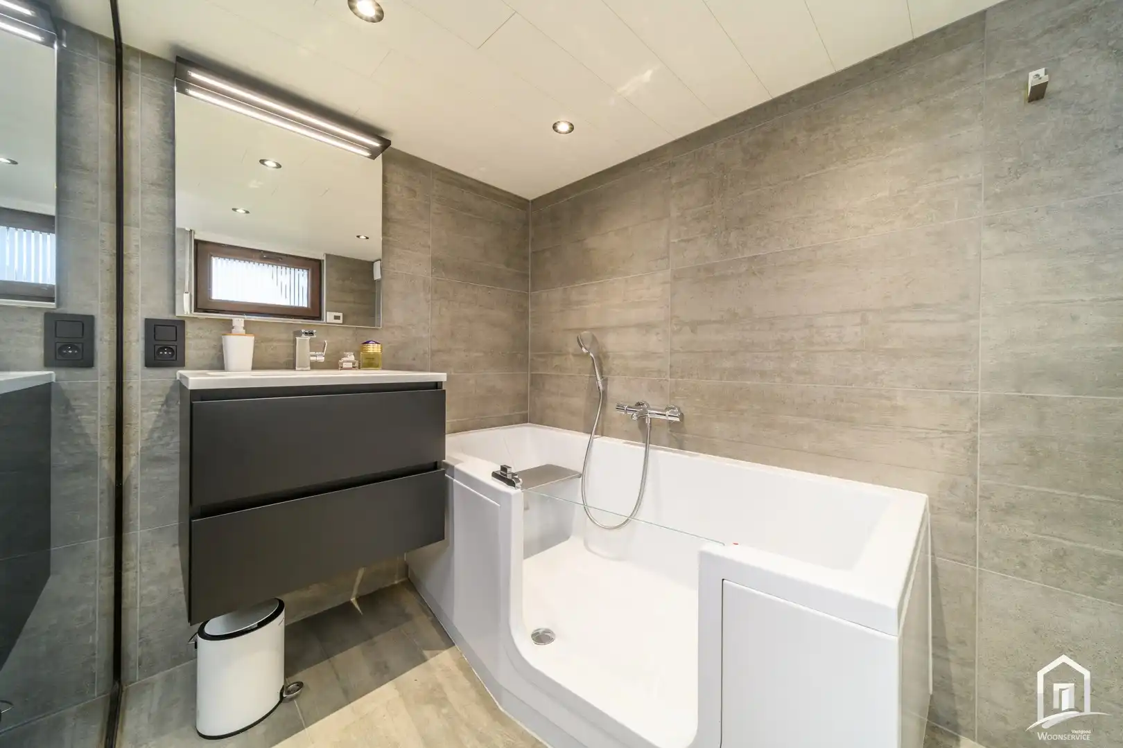 Karaktervol herenhuis met 4 slaapkamers te Haaltert foto 15