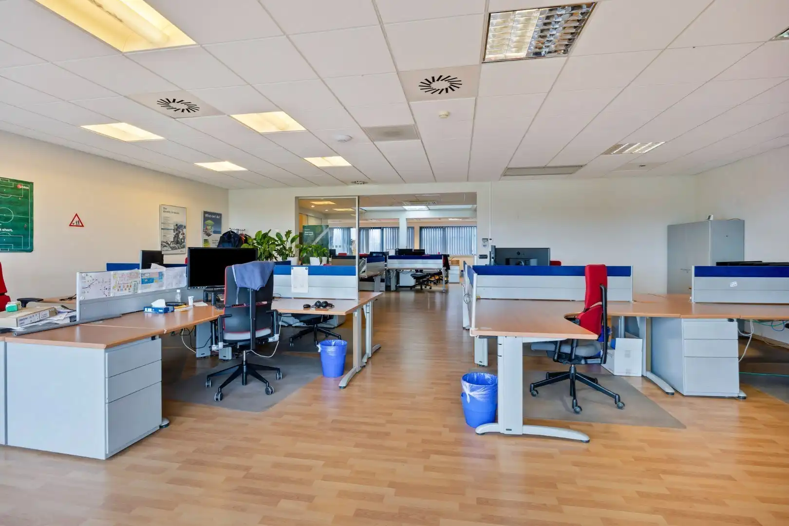 Kantoor te koop in het industriepark te Haasrode/Heverlee met 14 parkings - opp. 626 m² - verkoop van aandelen foto 26