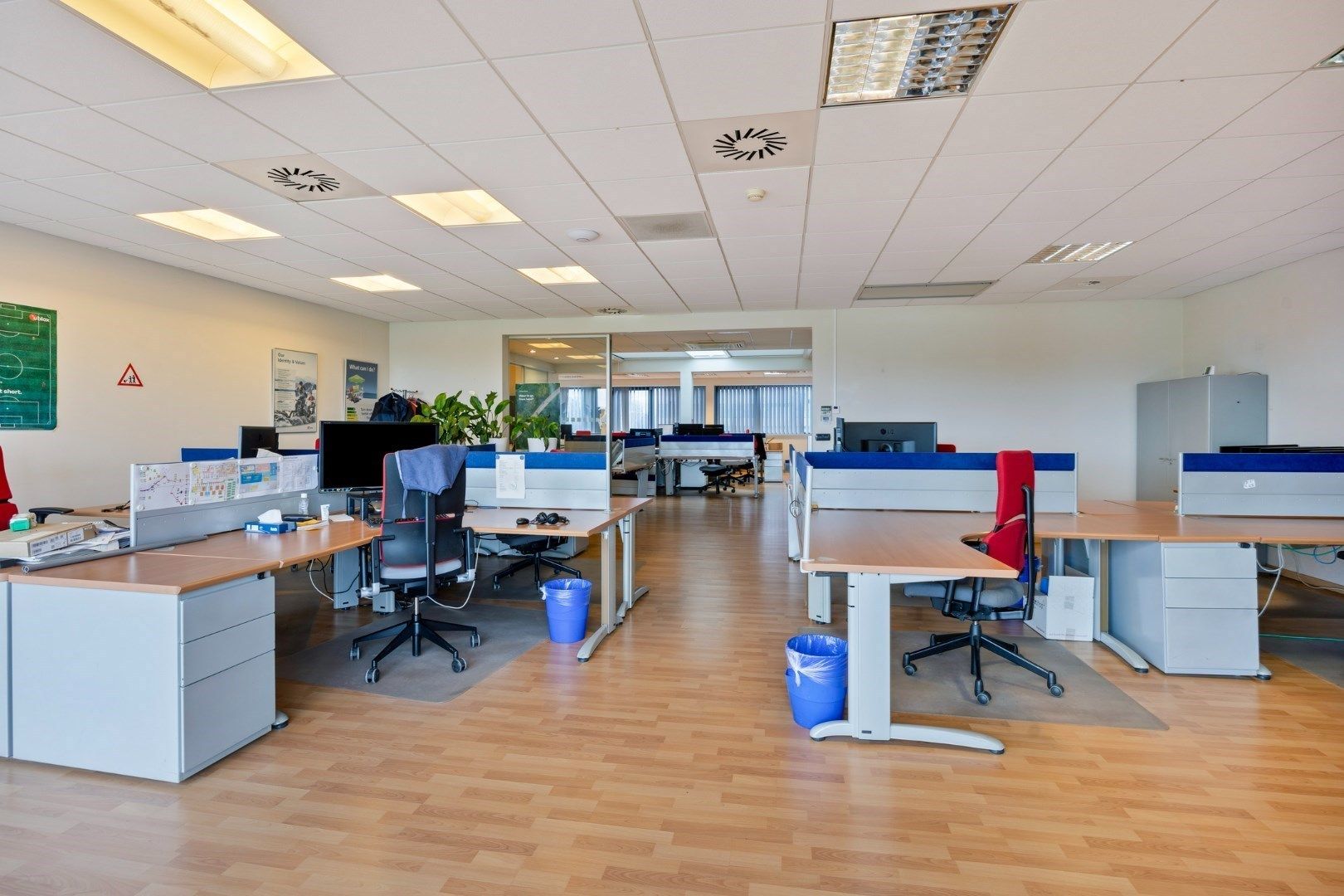 Kantoor te koop in het industriepark te Haasrode/Heverlee met 14 parkings - opp. 626 m² - verkoop van aandelen foto 26