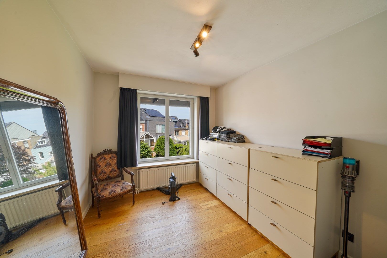Instapklaar 2-slaapkamerappartement met private staanplaats te Mariakerke (Oostende) foto 10