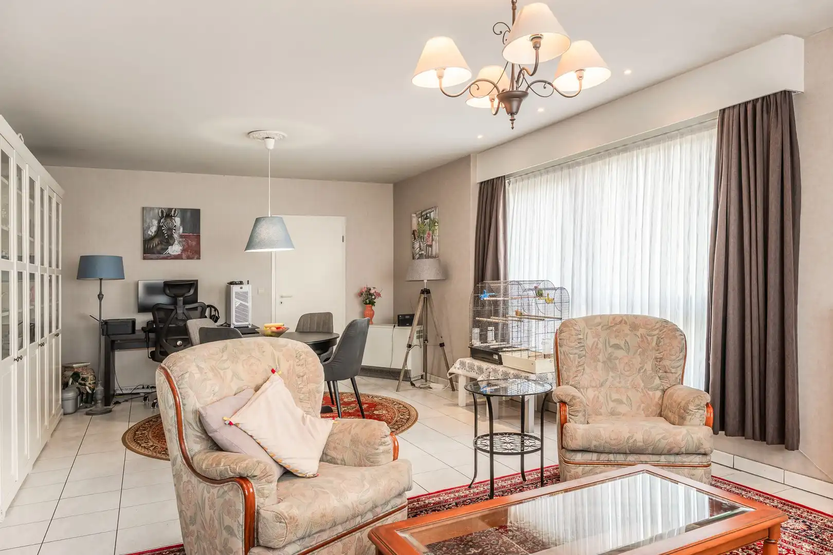 Centraal en rustig gelegen appartement met garage foto 9