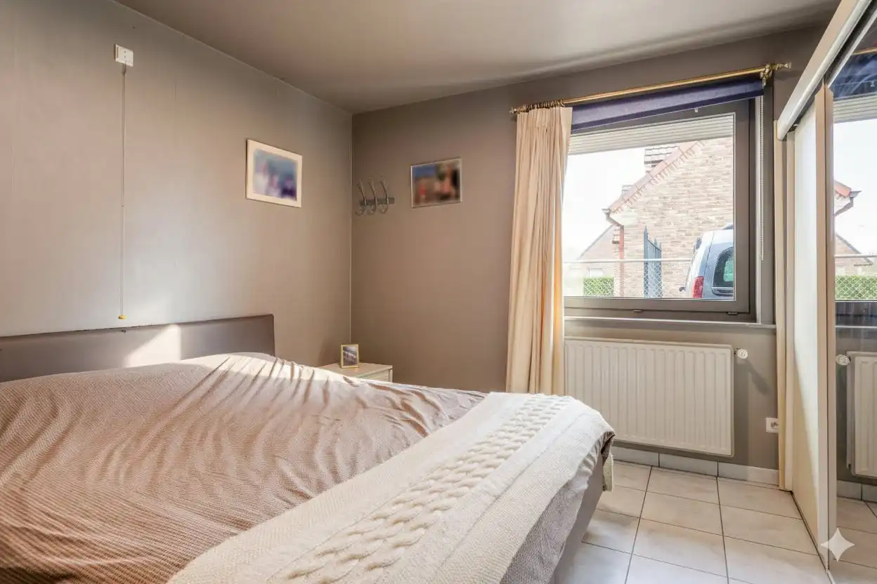Karaktervolle villa op ruim perceel te koop in Roeselare foto 11