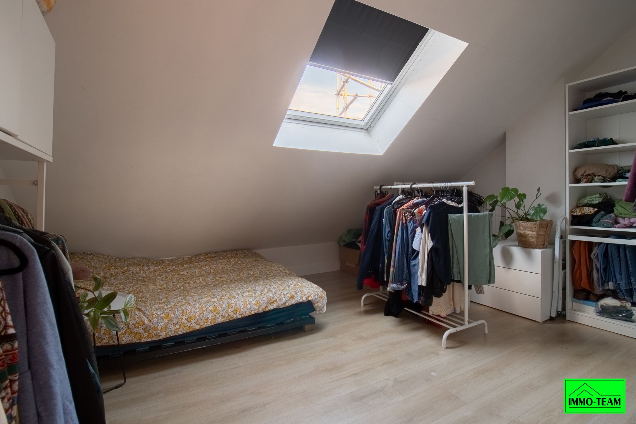 Volledig gerenoveerde instapklare woning nabij centrum Aalst foto 15