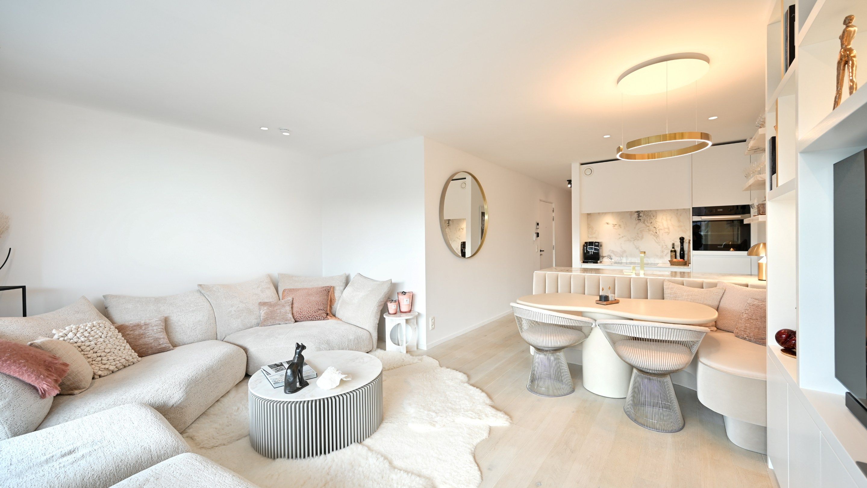 Nieuw luxe appartement gelegen op de Kustlaan in het Zoute, tussen de Minigolf en het Albertplein foto 5