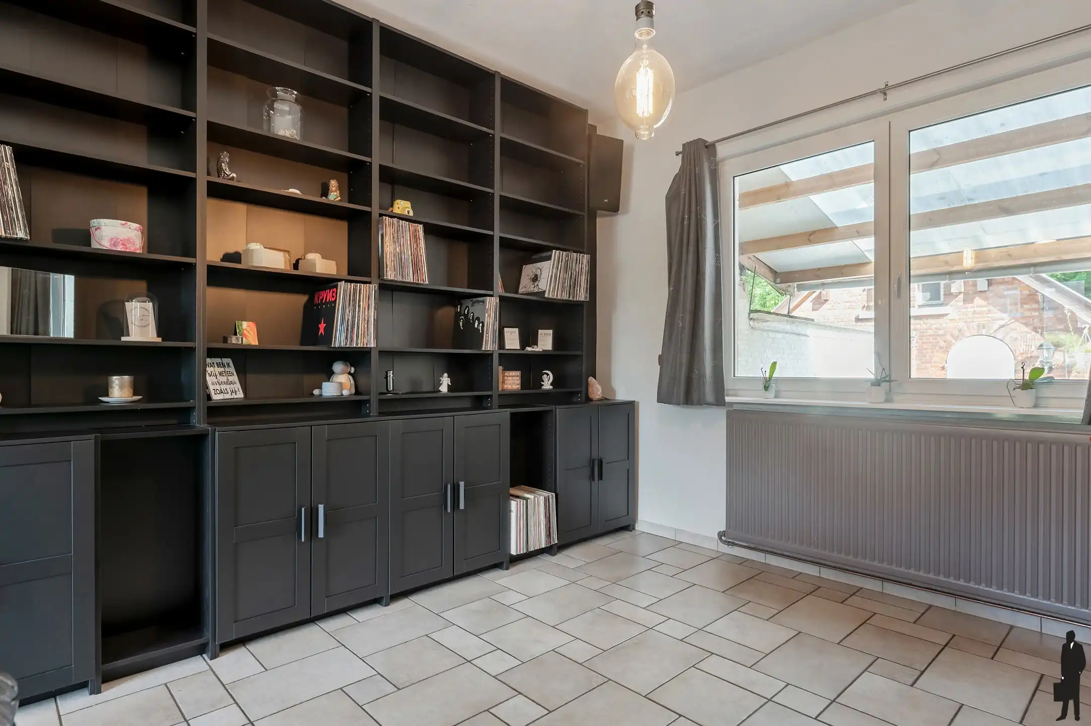 Charmante, zeer ruime, gerenoveerde ingenieursvilla in groen foto 10