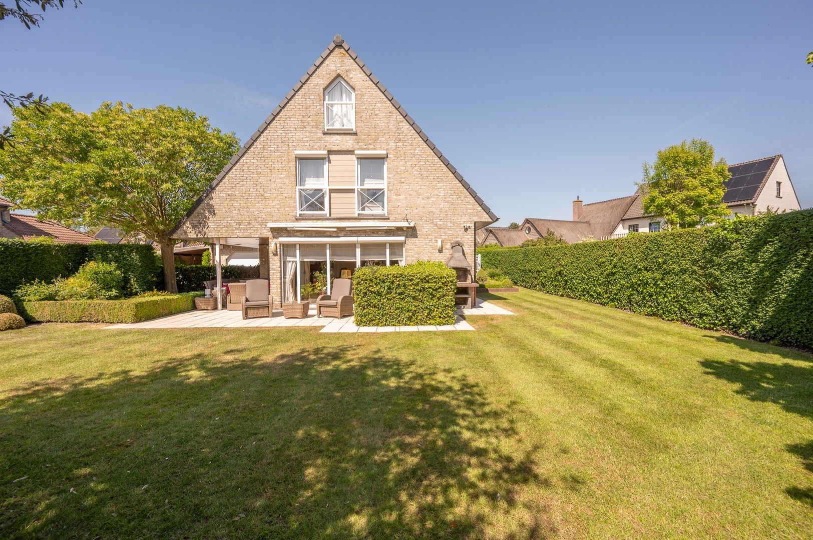 Charmante alleenstaande villa in een rustige residentiële omgeving aan de rand van Knokke. foto 8