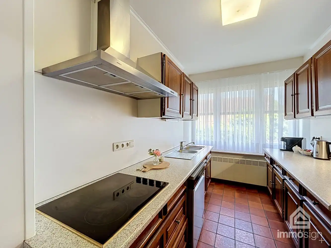 Ruim triplex appartement met vier slaapkamers in hartje Bocholt! foto 7