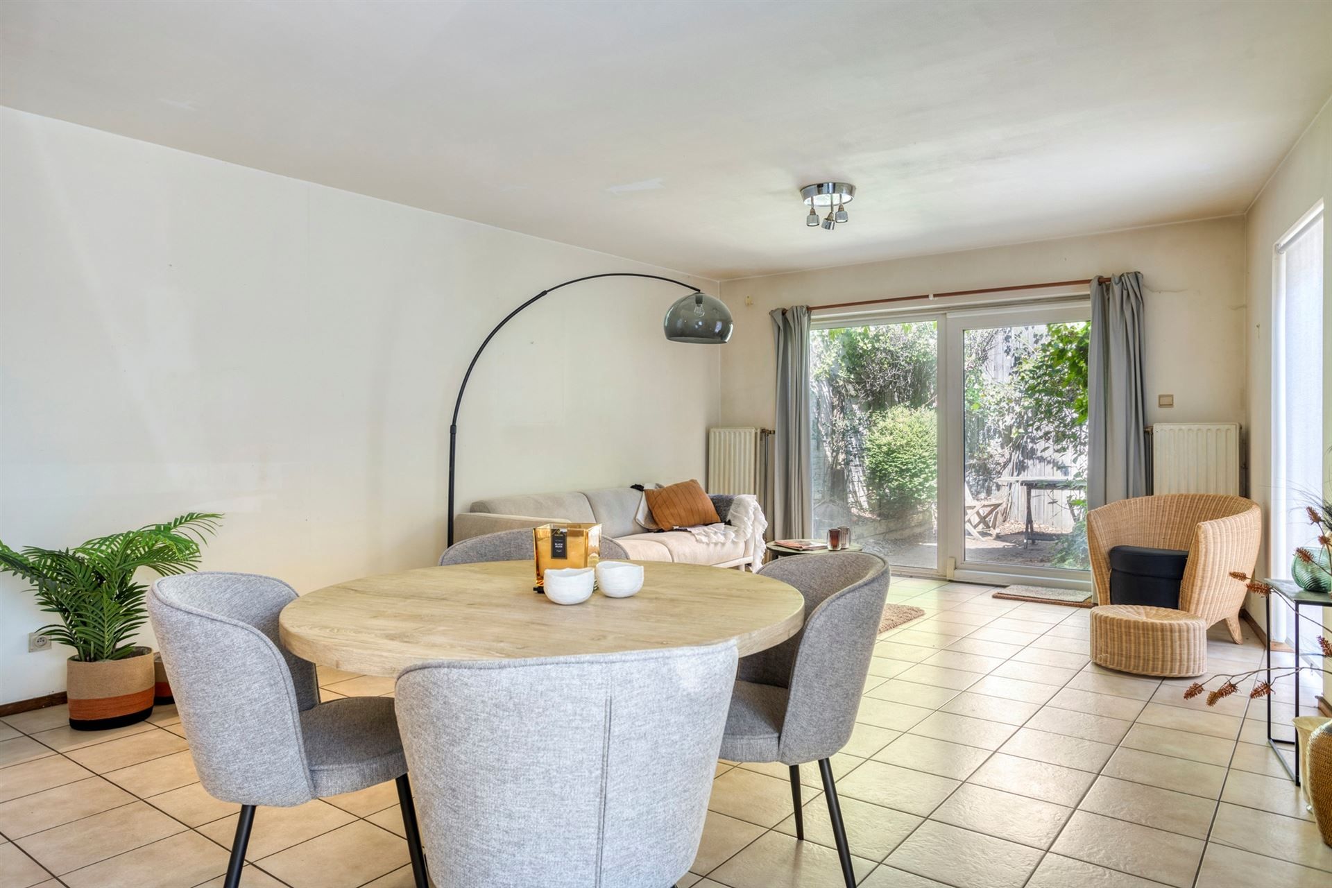 Originele stadswoning met tuin en garage! foto 6