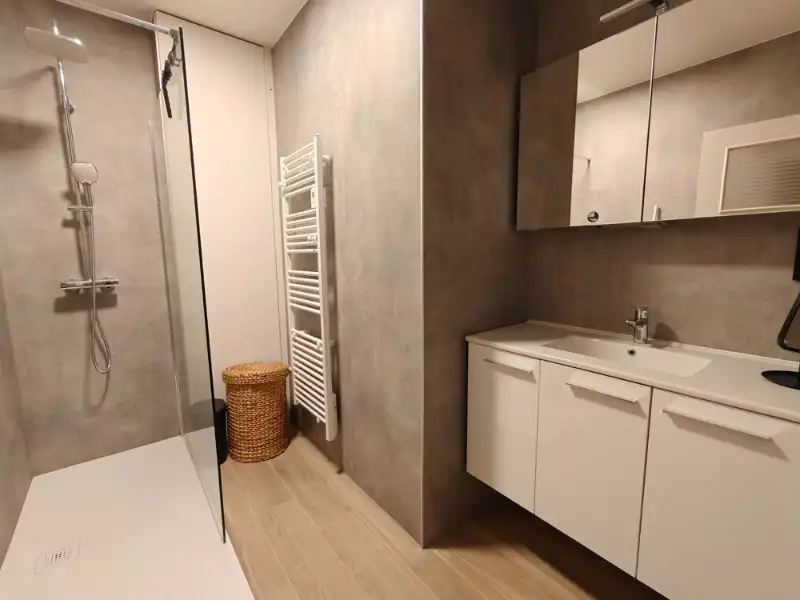 Stijlvol gerenoveerd appartement in het hart van Oostduinkerke-Bad foto 5