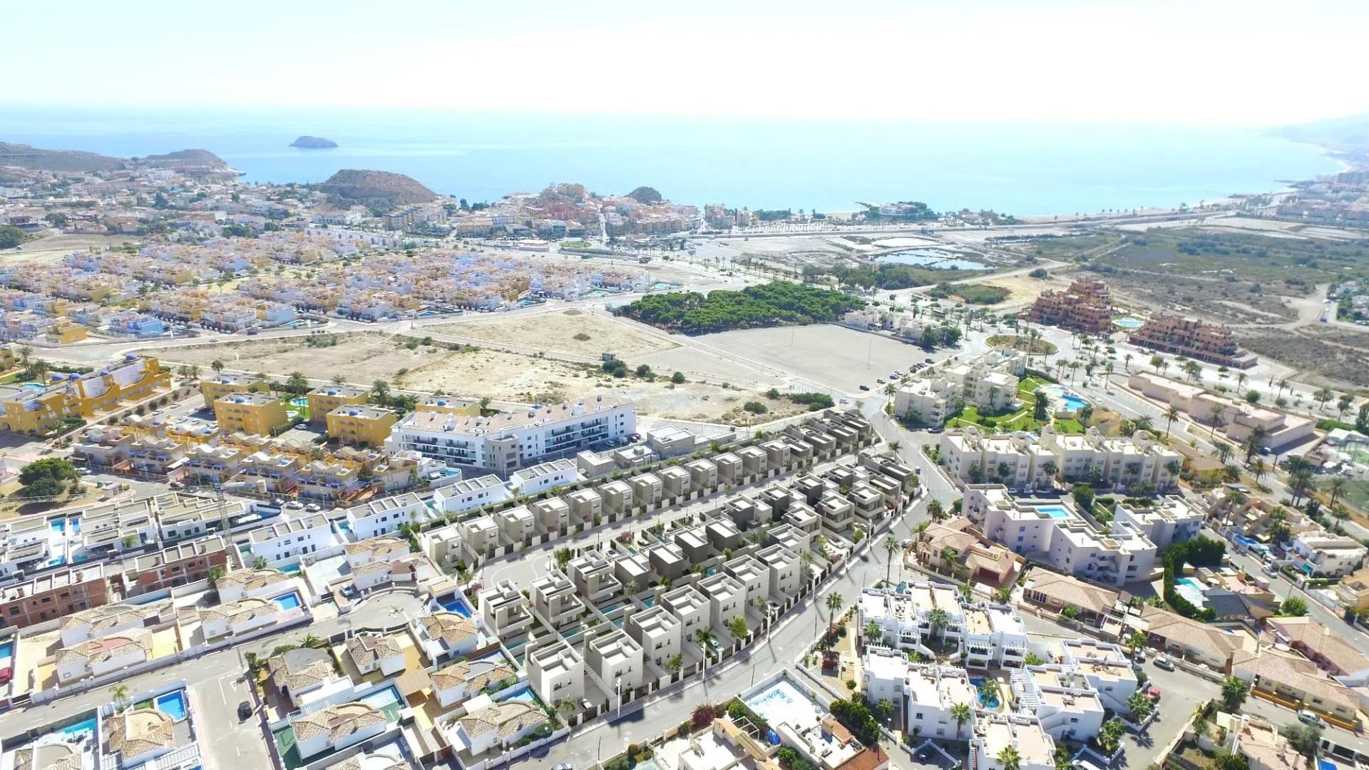 Luxe leven aan de kust: ontdek deze eigentijdse villa's in San Juan de los Terreros foto 16