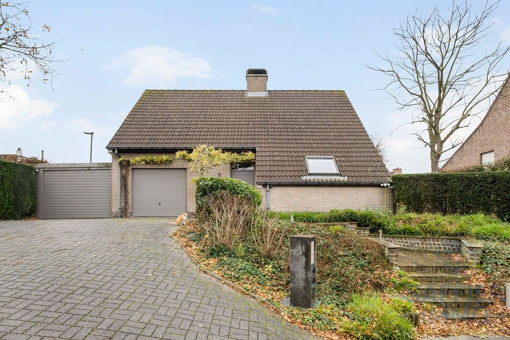 Ruime, rustig gelegen woning in Anzegem op 649 m² foto 29