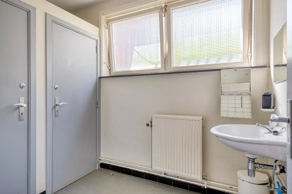 Multifunctioneel gebouw in het centrum van Merchtem. foto 12