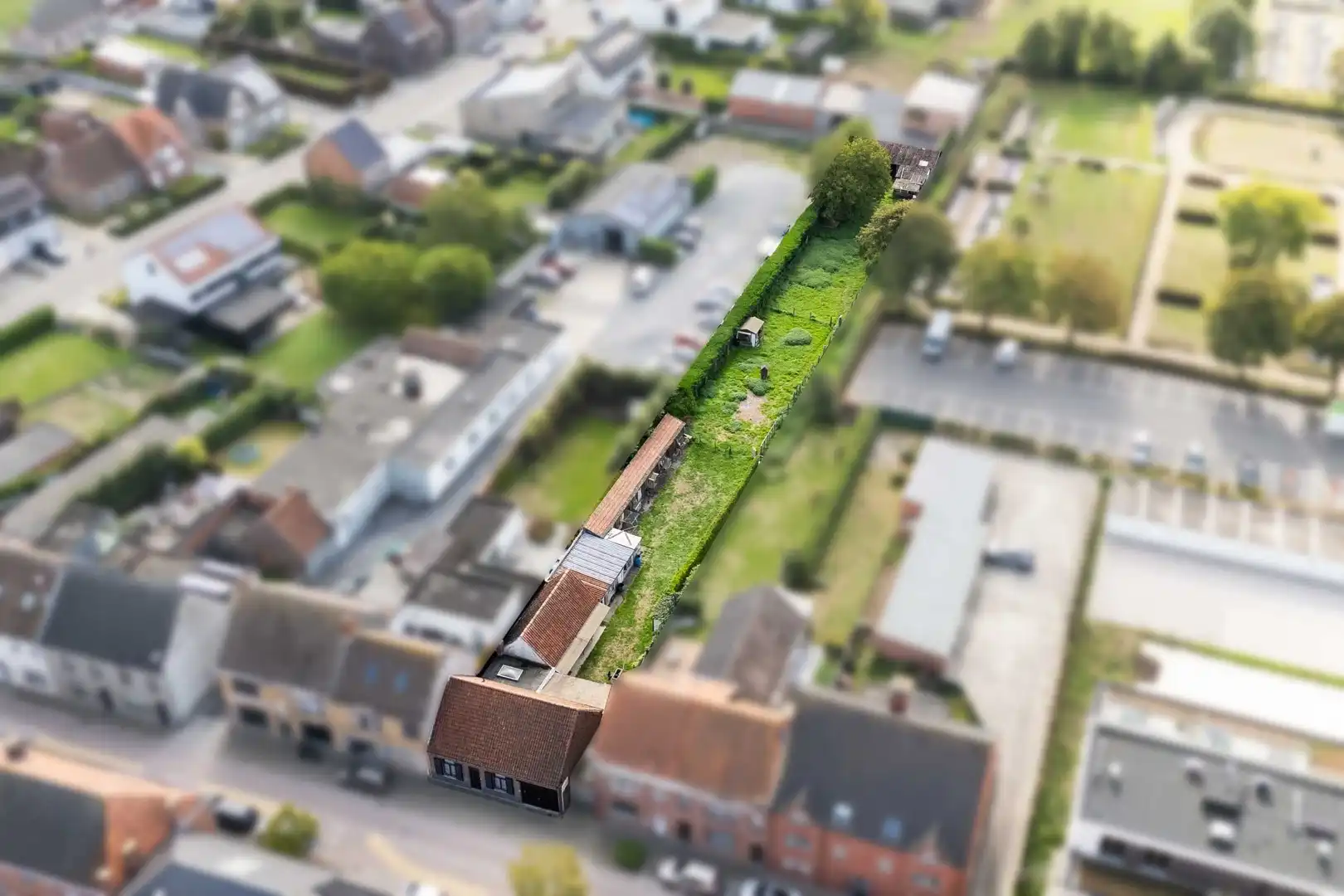 Renovatiepotentieel op een perceel van 1.320 m² in Evergem foto 2