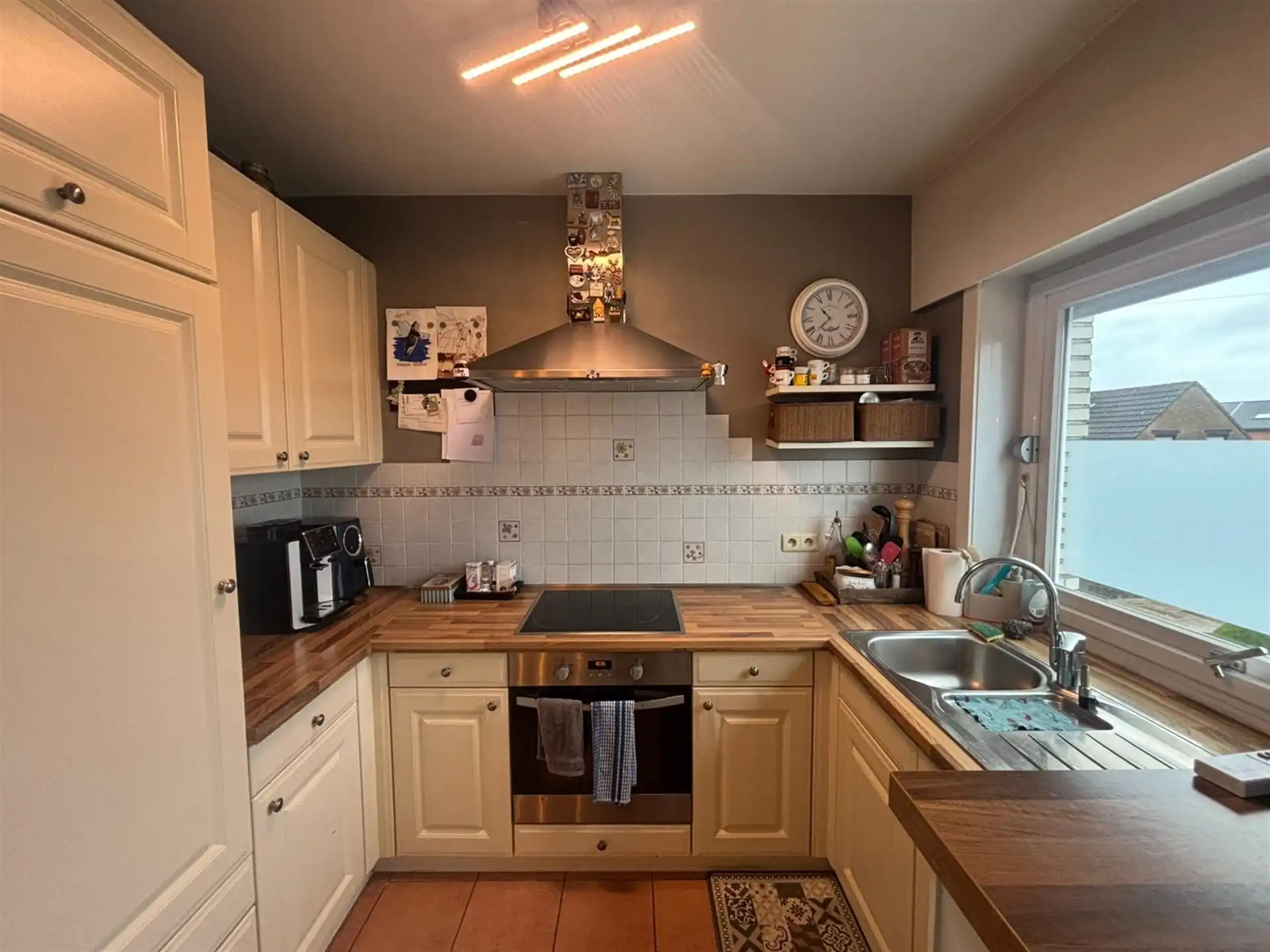 Woning met garage en tuin in alle rust! foto 11