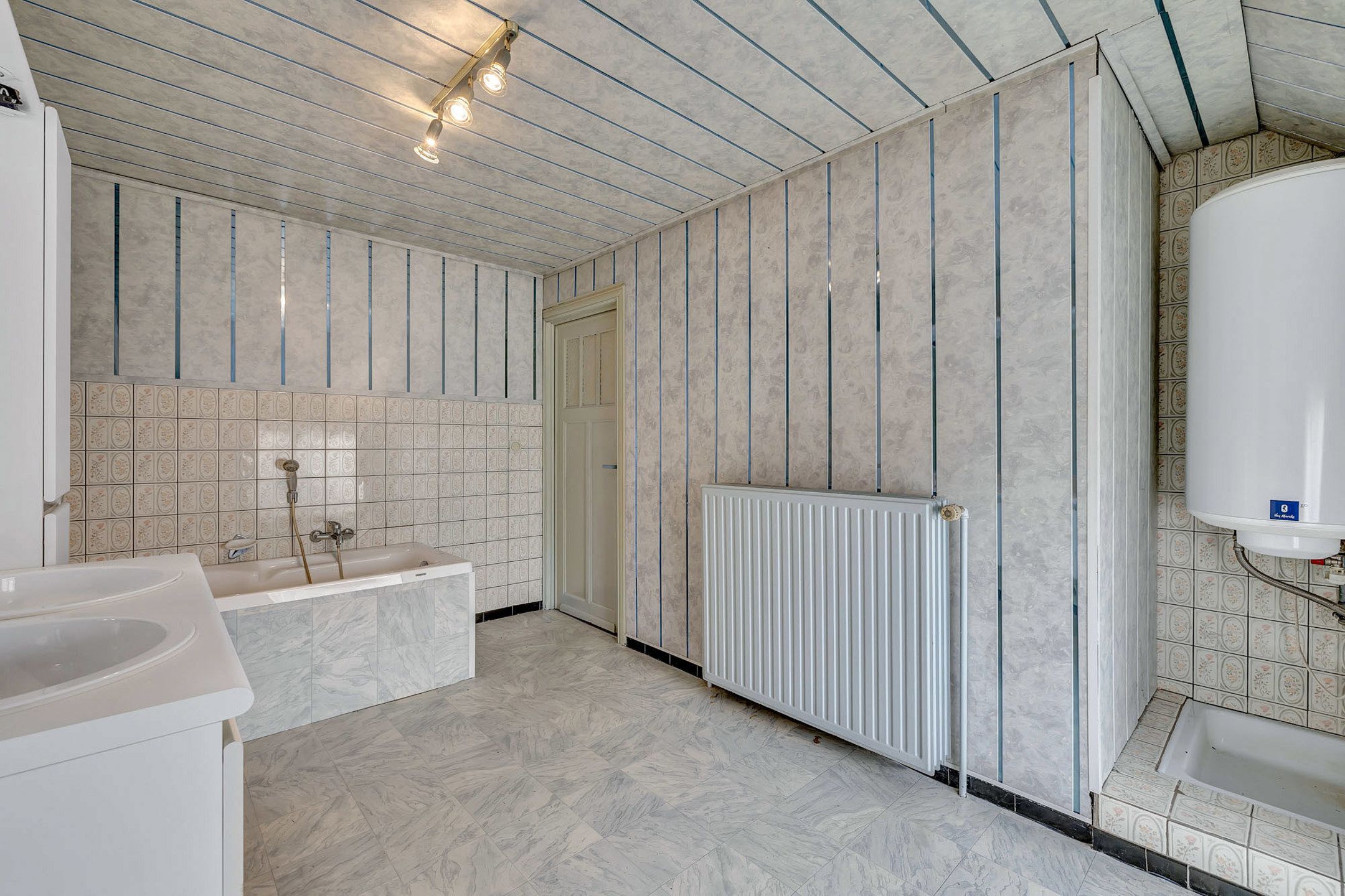 Woning te koop in Appelterre-Eichem! foto 17