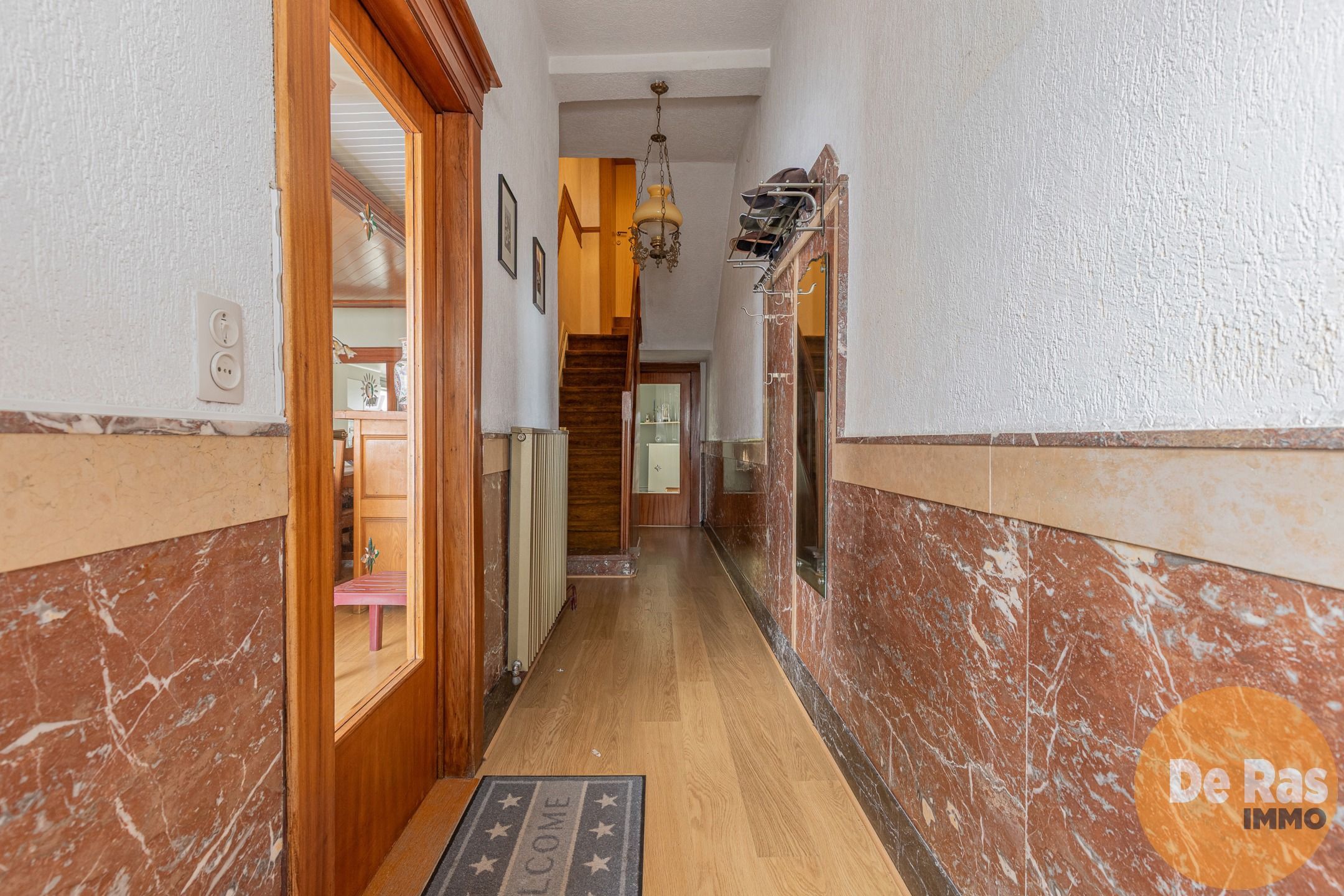 WELLE - Centraal gelegen, ruime woning met garage en tuin foto 3