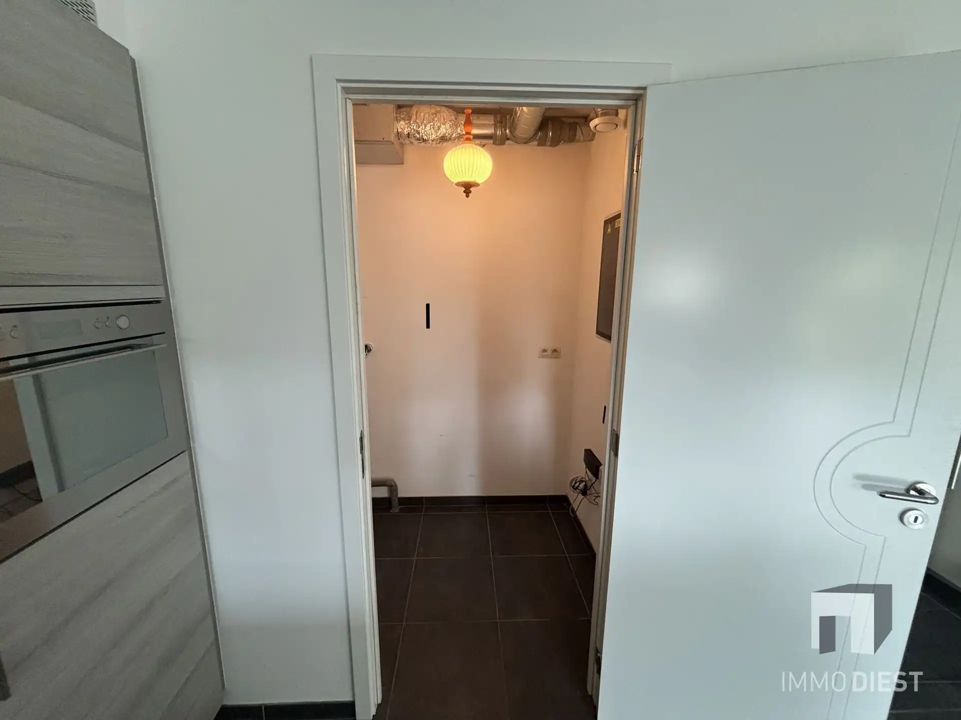 Energiezuinig appartement in centrum met kelder en garagebox foto 12