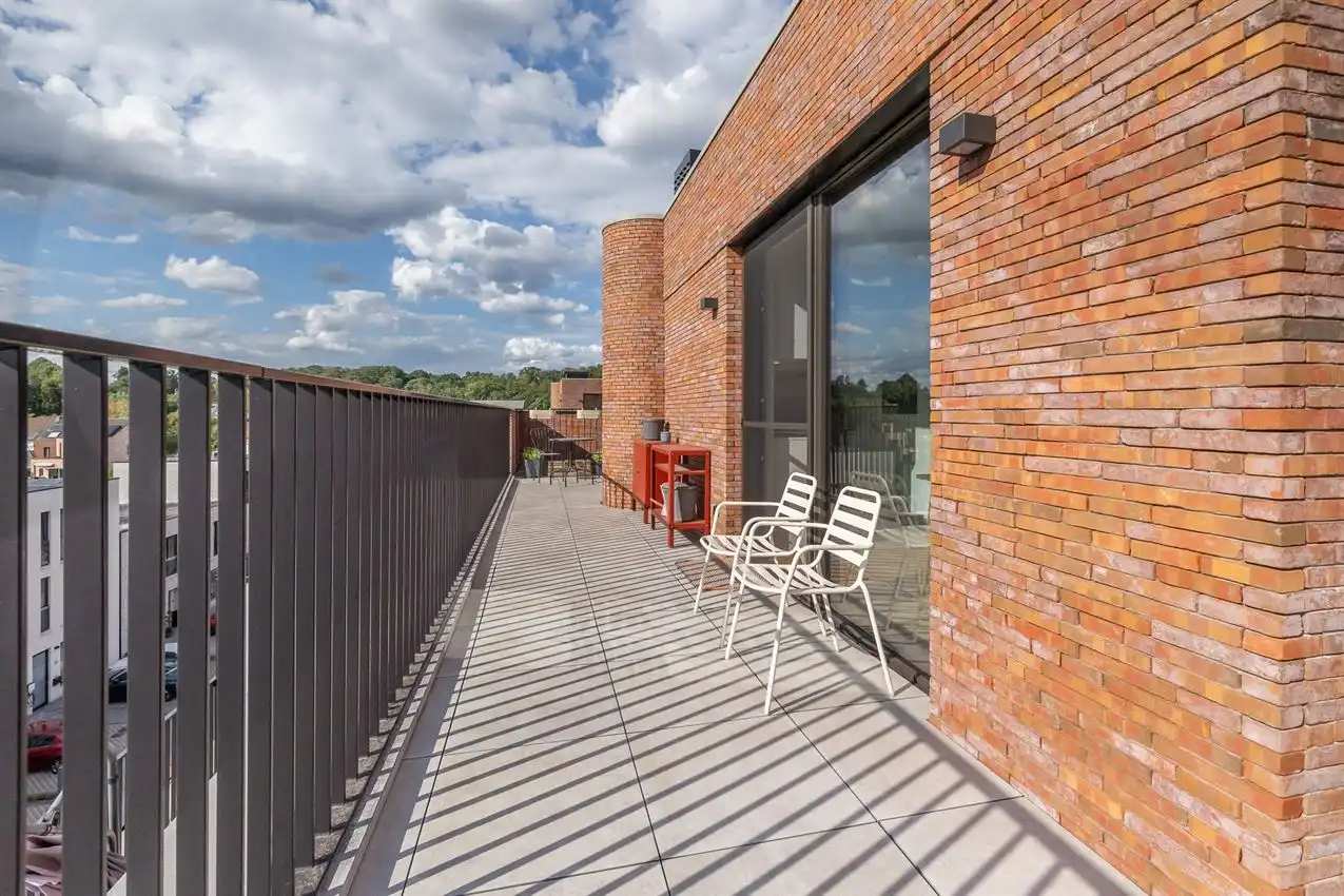 Lichtrijke penthouse met 2 slpk, terras en autostaanplaats foto 23
