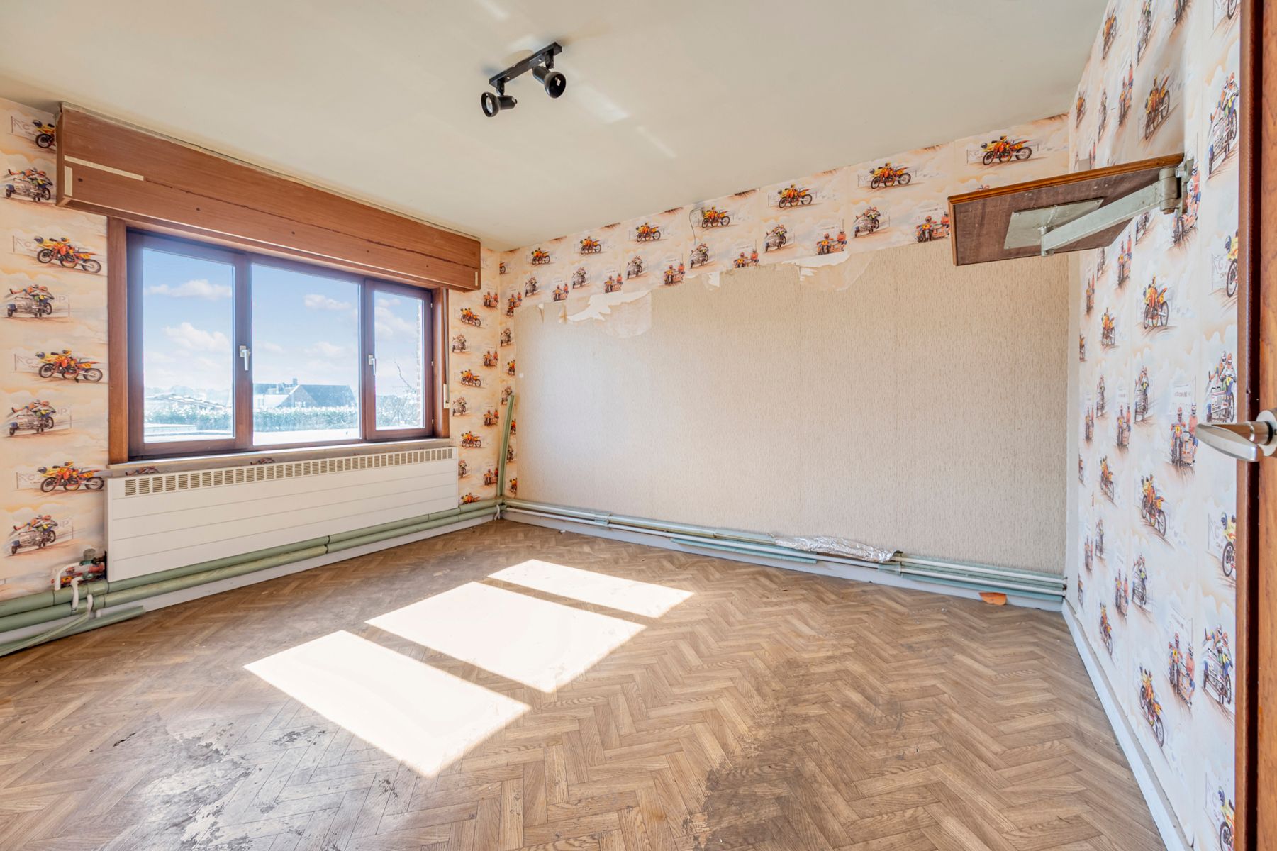 Zeer ruime woning met diverse mogelijkheden foto 11