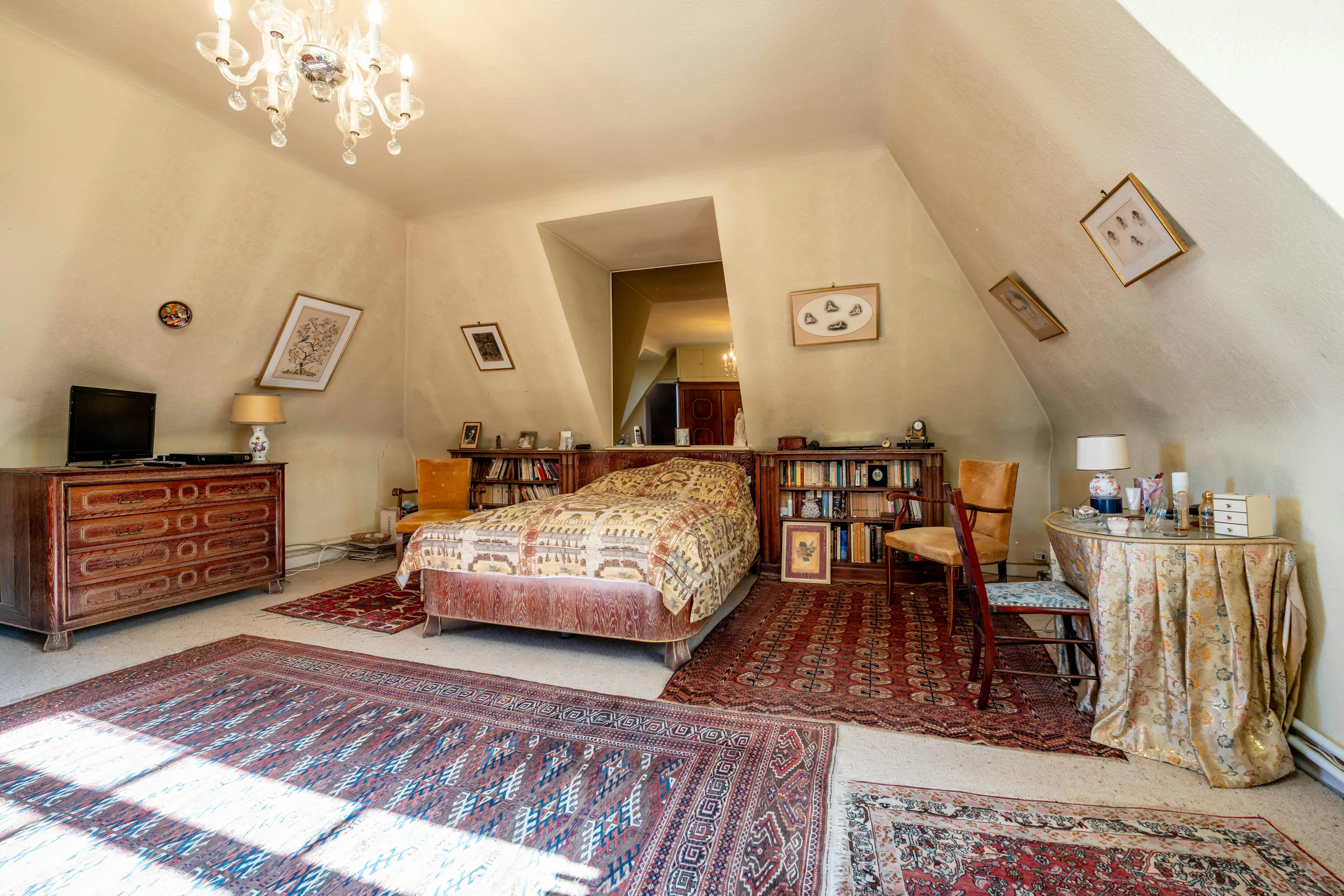 Klassieke villa te koop langs de Zeeweg in Varsenare  foto 10