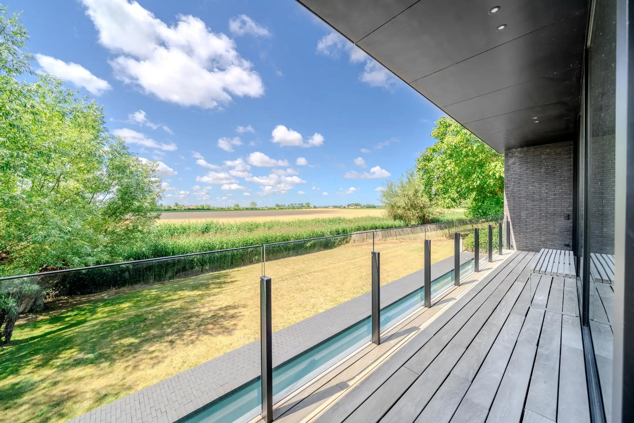 Karaktervolle hoeve met authentieke charme en een verfijnde, luxueuze afwerking op een uniek domein van 2.913 m²... foto 8