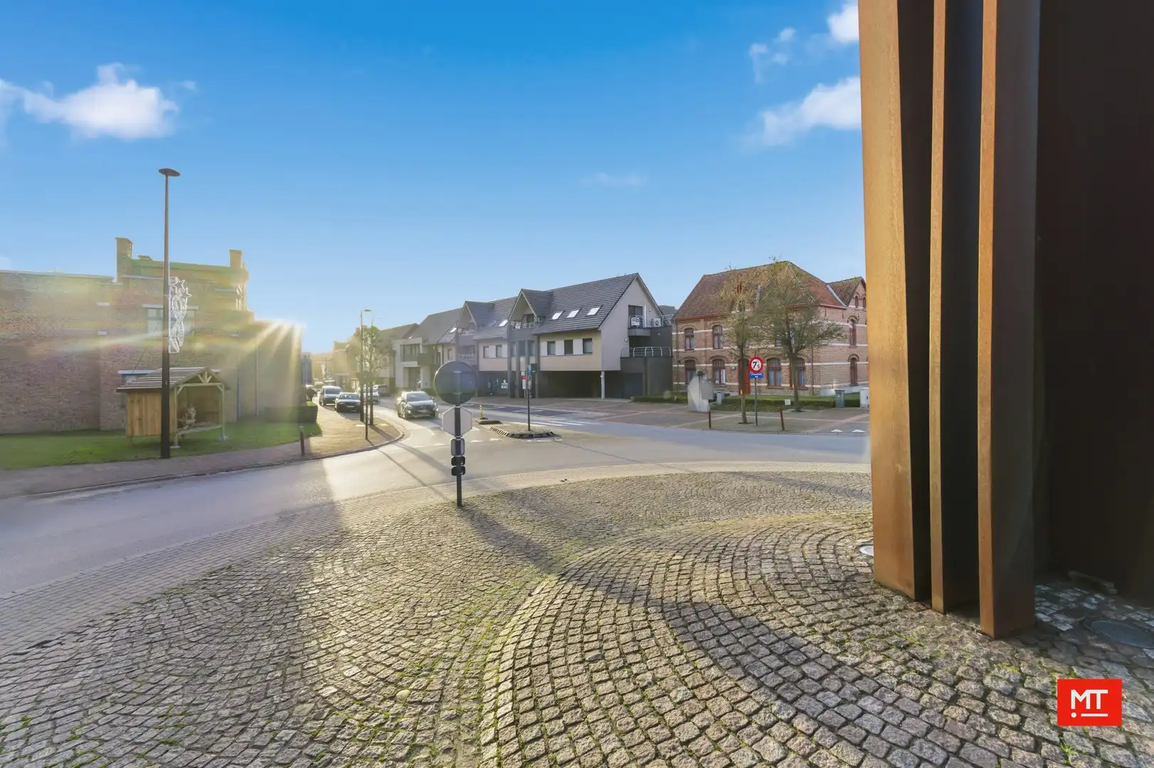 Instapklaar 2-slaapkamerappartement met groot terras en garage in het centrum van Zonnebeke foto 15