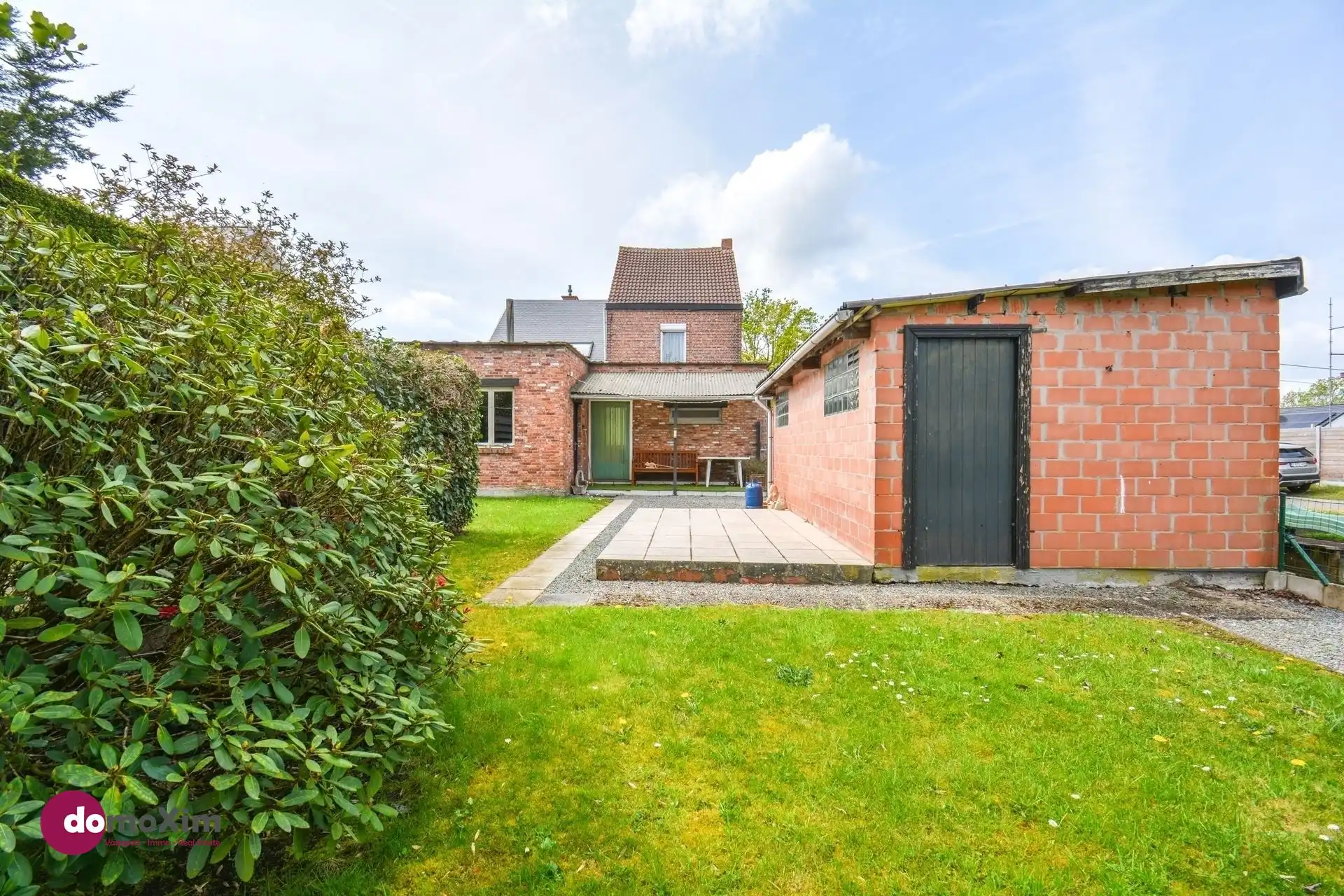 Te renoveren woning op bereikbare locatie in Boortmeerbeek foto 24