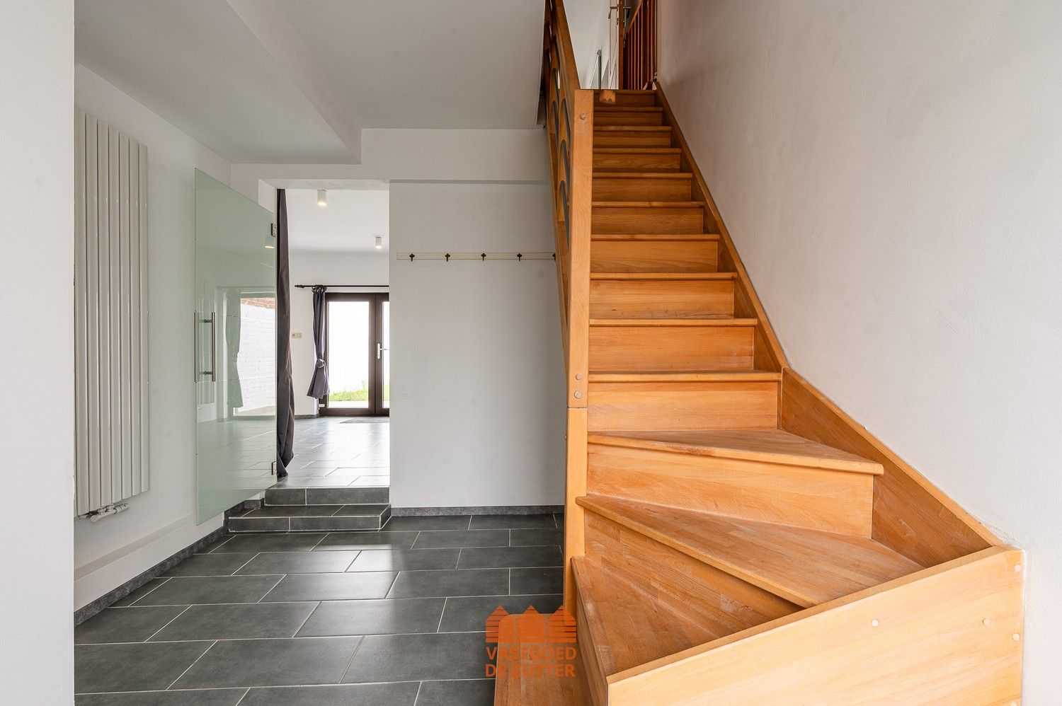 Instapklare woning op een centrale locatie te Eeklo foto 2