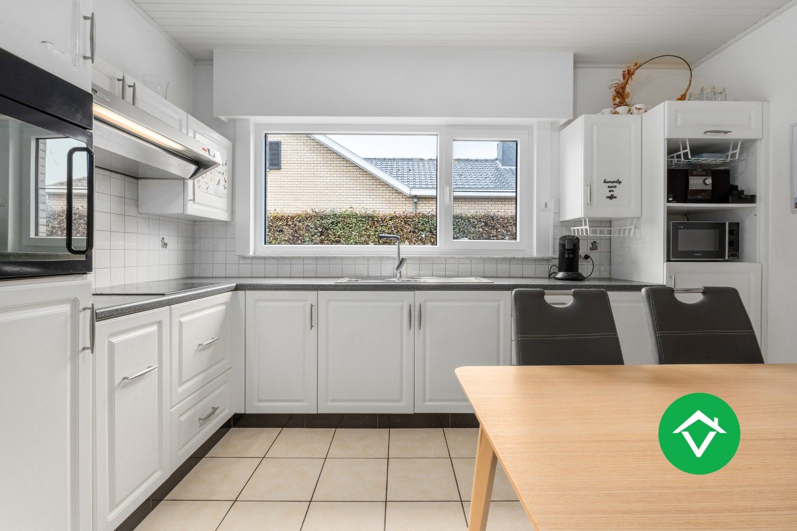 Alleenstaande woning in een rustige omgeving  te Ichtegem  foto 7