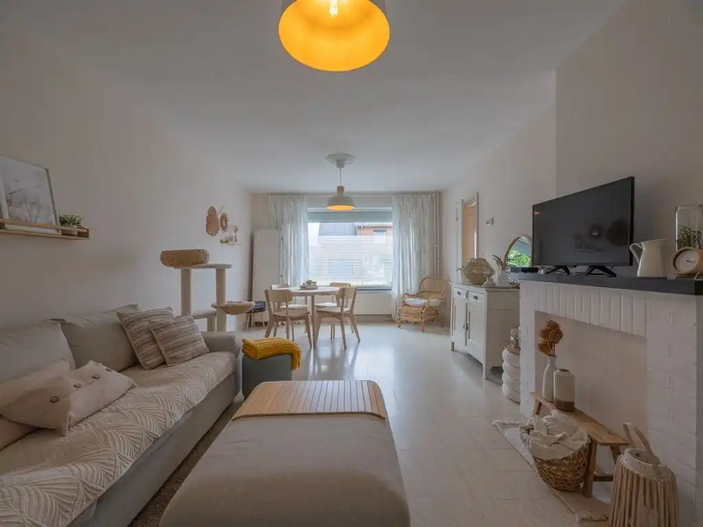Instapklare, half-vrijstaande woning met inpandige garage foto 13
