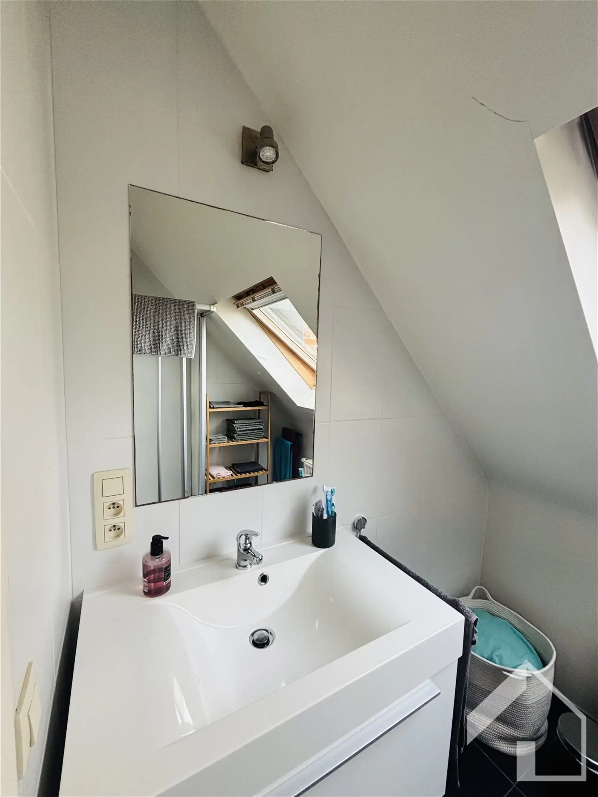 Mooi 1-slaapkamerappartement met groot terras foto 7