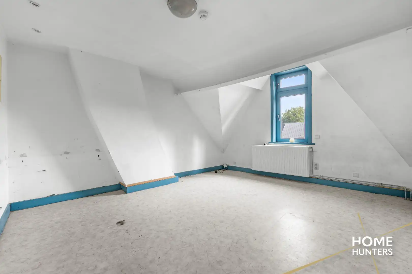 Een verborgen parel in het hart van Ieper – wonen, werken én genieten op één unieke locatie foto 25