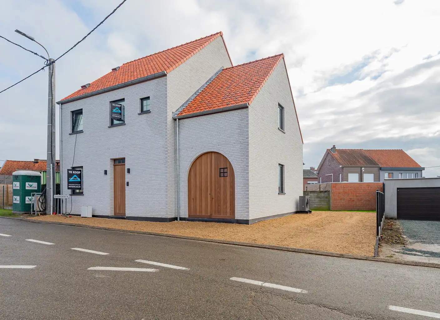 Nieuwbouw woning met 4 slaapkamers! foto 20