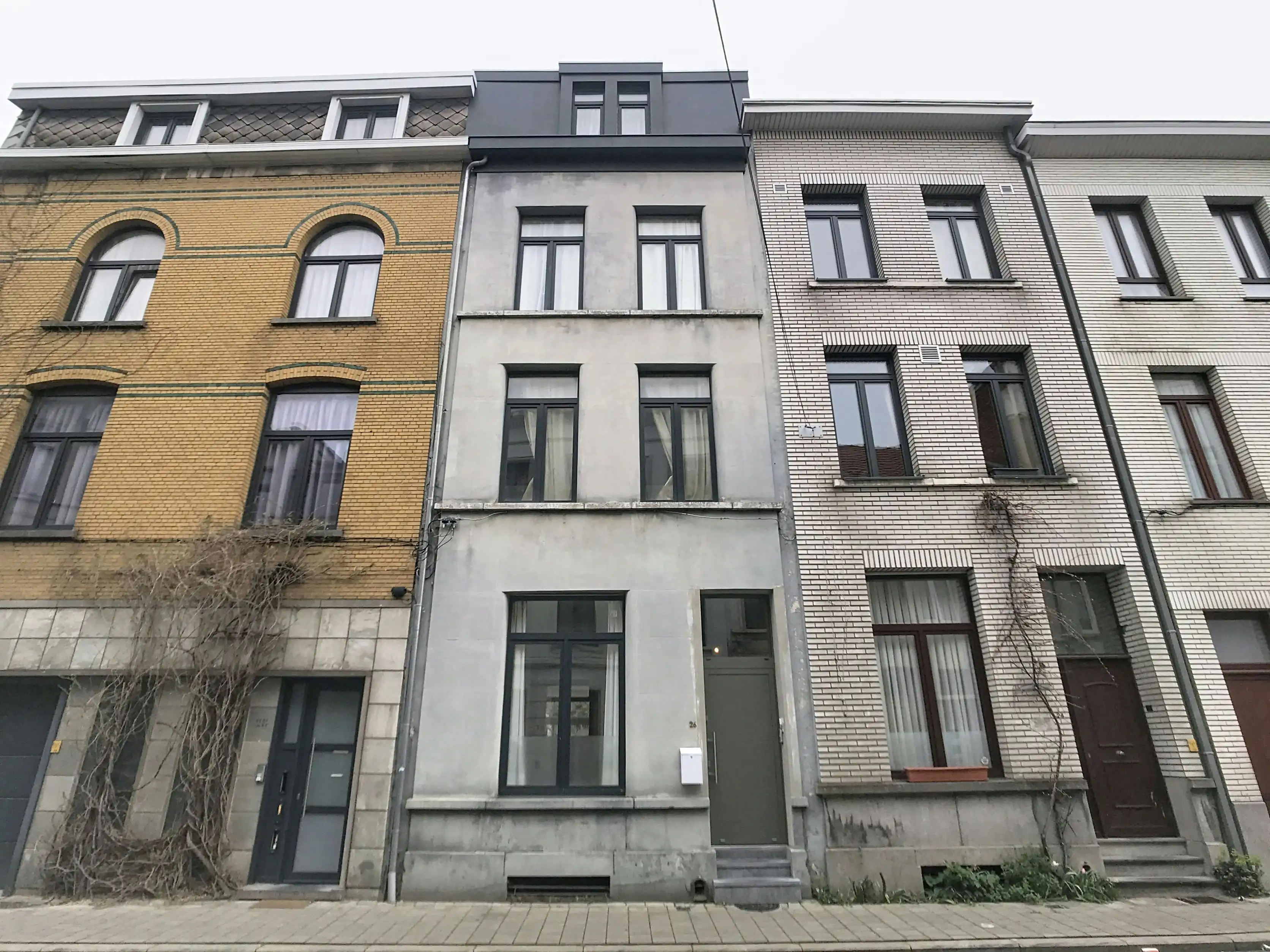 Hoofdfoto van de publicatie: Huis van ca. 223 m² met koer te koop in Borgerhout