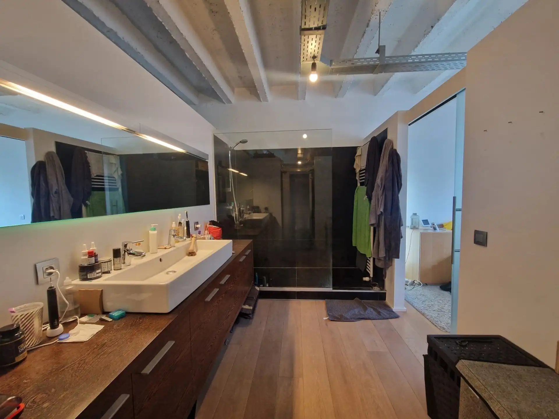 Ruim, gelijkvloers appartement met 2 slaapkamers in Wezemaal foto 8