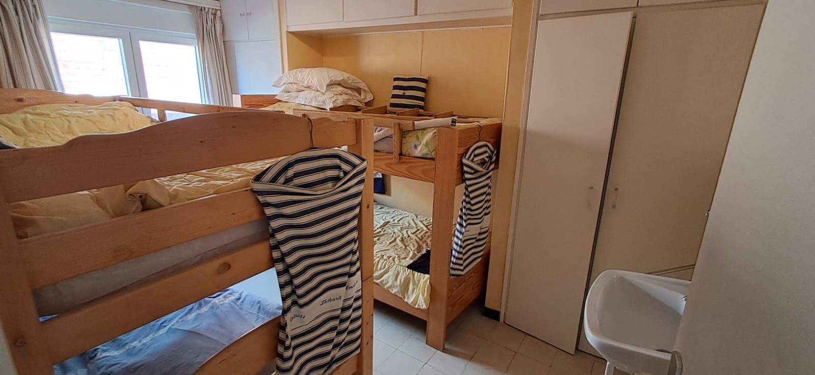 APPARTEMENT MET 2 SLAAPKAMERS EN ZIJDELINGS ZEEZICHT foto 10