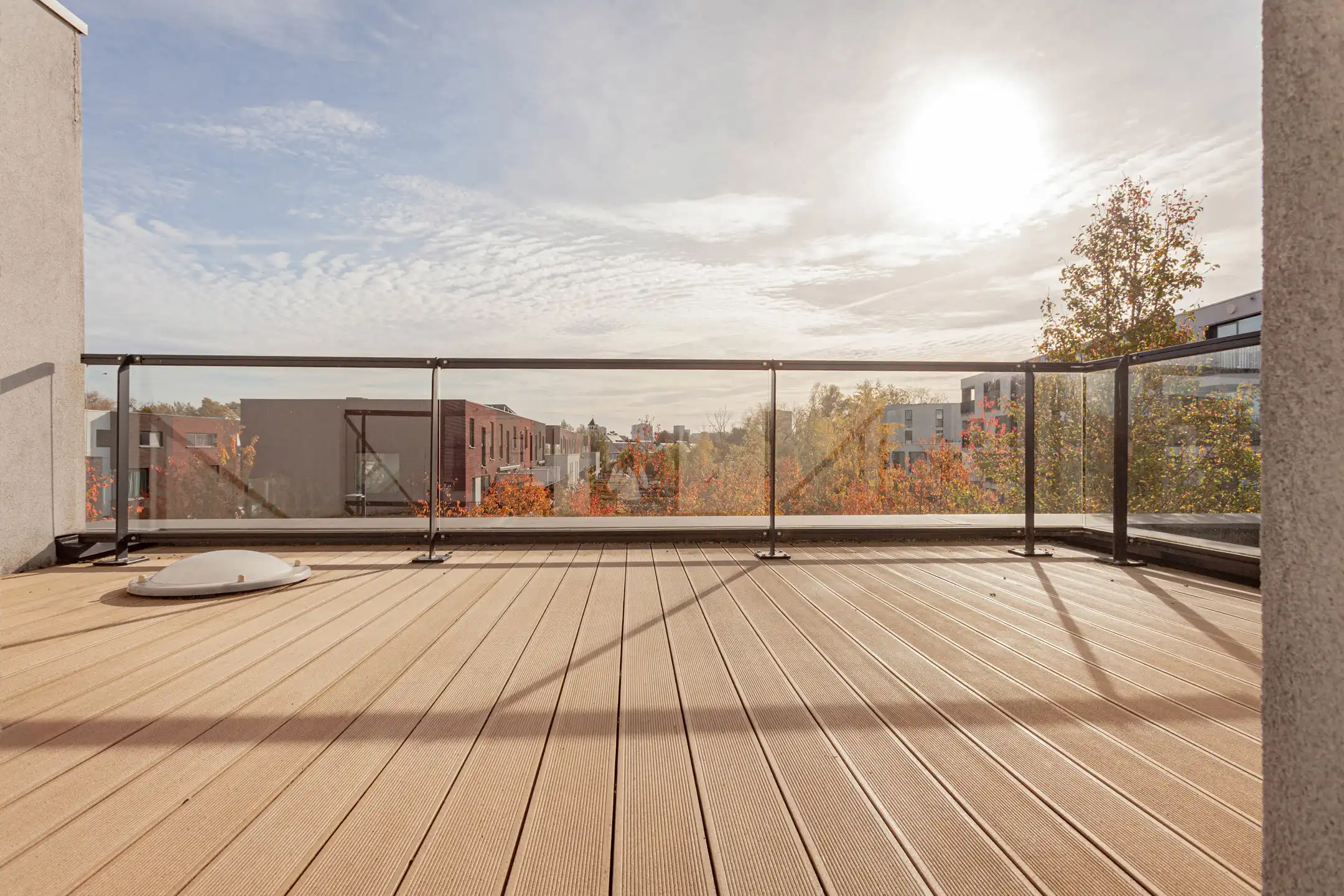 Recente woning met tuin, zonnig dakterras en staanplaats foto 16