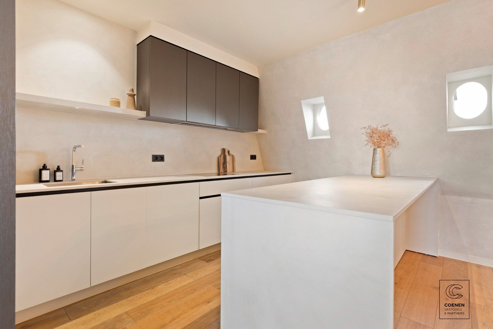 Uitzonderlijk duplex appartement van 130 m² op TOPlocatie te Antwerpen Zuid! foto 4