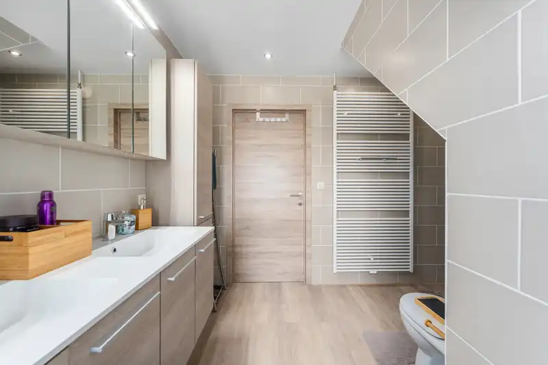 Instapklare gezinswoning met 4 slaapkamers en dubbele garage foto 21
