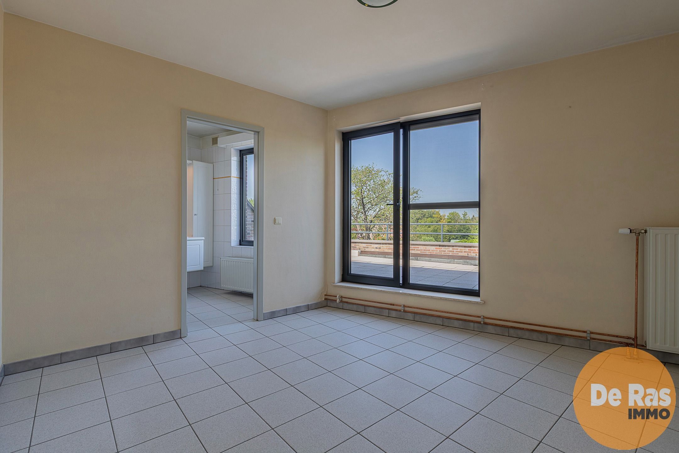 ERPE-MERE - Lichtrijk appartement met terras en garage foto 9