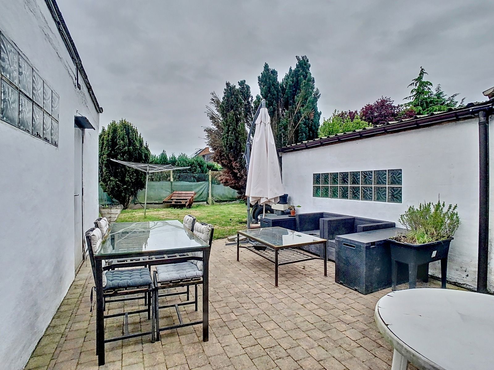 Instapklare, ruime HOB met 3 SLPK, garage én tuin! foto 16